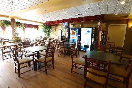 Auberge Quebec Hotel